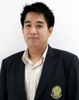 Associate Professor Dr.Weerayut Pimpaporn 